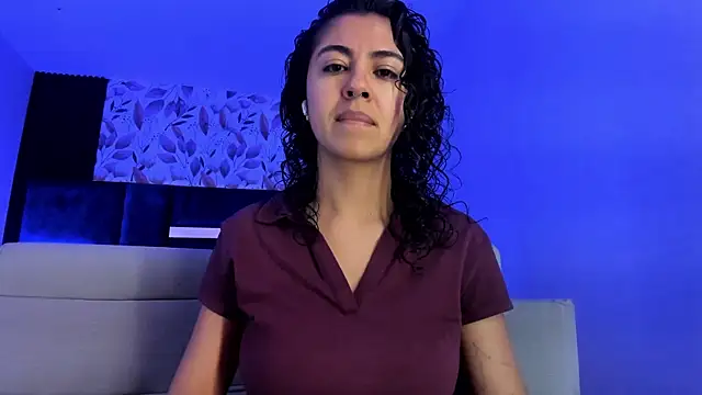 Amareto  online show from April 2026 09:45:01 AM