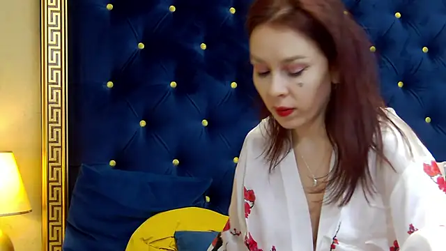 Snapshot of HaileyMoonn chatting on December 2024 10:53:02 AM HaileyMoonn online show from December 2024 10:53:02 AM