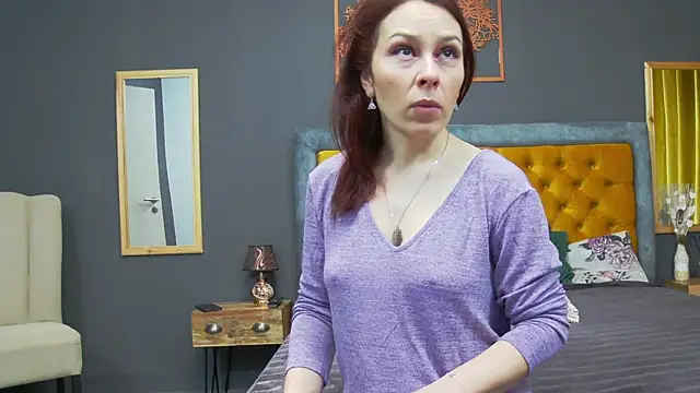 Snapshot of HaileyMoonn chatting on February 2025 04:48:01 AM HaileyMoonn online show from February 2025 04:48:01 AM