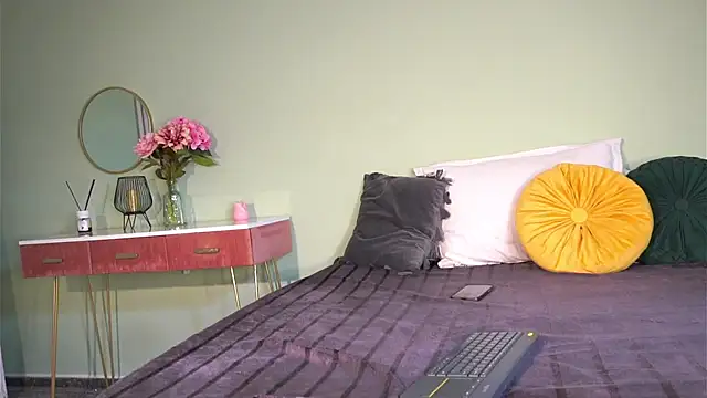 Snapshot of HaileyMoonn chatting on February 2025 11:23:02 AM HaileyMoonn online show from February 2025 11:23:02 AM