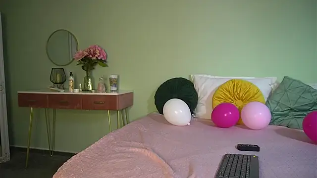 Snapshot of HaileyMoonn chatting on March 2025 10:29:02 AM HaileyMoonn online show from March 2025 10:29:02 AM