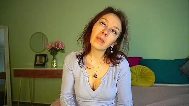 Snapshot of HaileyMoonn chatting on March 2025 04:26:01 AM HaileyMoonn online show from March 2025 04:26:01 AM