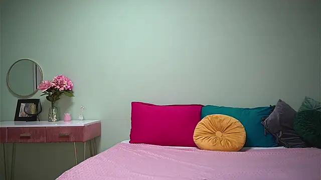 Snapshot of HaileyMoonn chatting on March 2025 03:56:02 AM HaileyMoonn online show from March 2025 03:56:02 AM