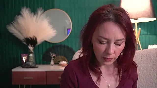 Snapshot of HaileyMoonn chatting on March 2026 05:24:01 AM HaileyMoonn online show from March 2026 05:24:01 AM