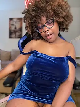 SSEXYBUBBLEBUTT101 online show from December 2024 11:38:02 AM