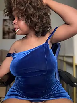 SSEXYBUBBLEBUTT101 online show from December 2024 07:43:01 PM