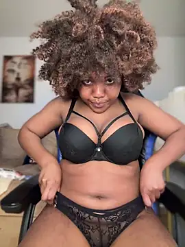 SSEXYBUBBLEBUTT101 online show from January 2025 08:31:02 PM