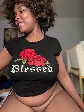 SSEXYBUBBLEBUTT101 online show from January 2025 11:17:01 PM