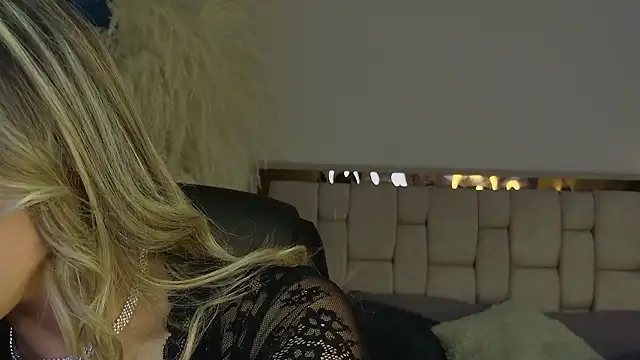 Ammy Castro online show from March 2026 09:11:01 PM