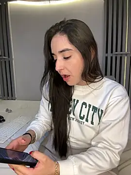 Victoria-And1 online show from October 2025 02:20:01 AM