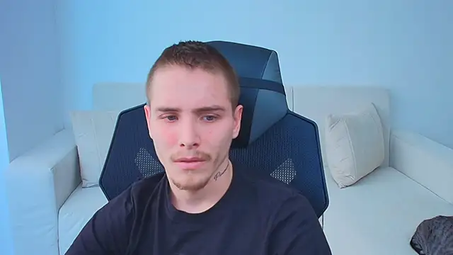 Snapshot of JordanThompson_ chatting on October 2025 09:41:01 PM JordanThompson online show from October 2025 09:41:01 PM