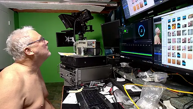 ButtCrackShowing-OOPS online show from March 2026 02:18:01 AM