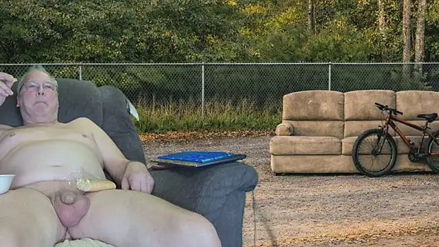 ButtCrackShowing-OOPS online show from May 2026 03:34:01 AM
