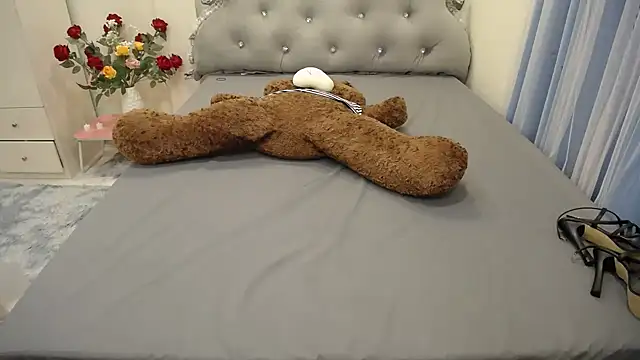 Snapshot of Lavender_Sweet chatting on January 2025 03:58:01 PM Lavender Sweet online show from January 2025 03:58:01 PM