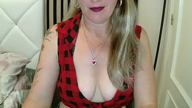 xxNoeliaxx online show from May 2026 07:35:01 AM