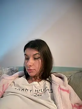 Simply the best online show from January 2026 07:11:01 PM