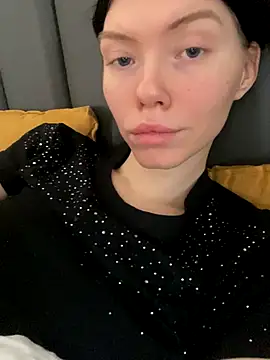 Snapshot of Lisaaa_Alisa chatting on December 2025 04:30:01 AM Lisaaa Alisa online show from December 2025 04:30:01 AM