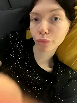 Snapshot of Lisaaa_Alisa chatting on December 2025 09:05:02 AM Lisaaa Alisa online show from December 2025 09:05:02 AM