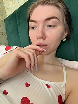 Snapshot of Lisaaa_Alisa chatting on February 2026 08:32:01 AM Lisaaa Alisa online show from February 2026 08:32:01 AM