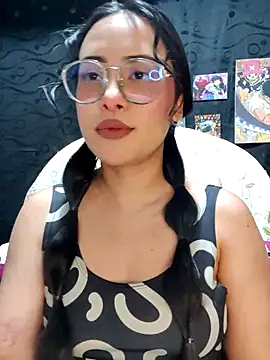 Snapshot of Janna_mnt chatting on December 2024 04:34:02 AM Janna mnt online show from December 2024 04:34:02 AM