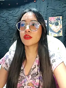Snapshot of Janna_mnt chatting on December 2024 03:43:01 AM Janna mnt online show from December 2024 03:43:01 AM