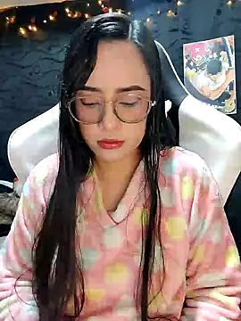 Snapshot of Janna_mnt chatting on February 2025 03:48:01 AM Janna mnt online show from February 2025 03:48:01 AM