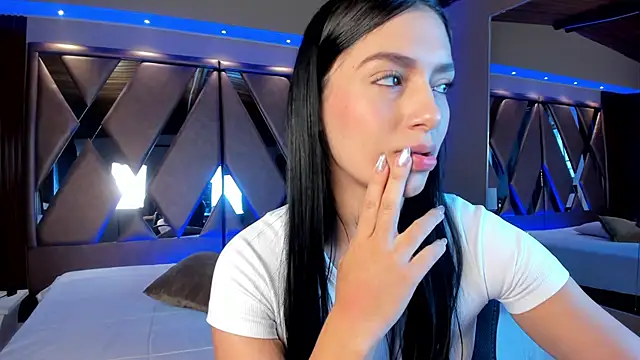 Snapshot of carina_rossi chatting on January 2025 11:36:02 AM carina rossi online show from January 2025 11:36:02 AM