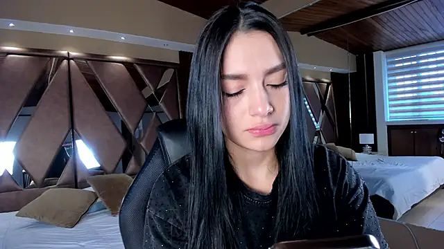 Snapshot of carina_rossi chatting on March 2025 12:53:02 PM carina rossi online show from March 2025 12:53:02 PM