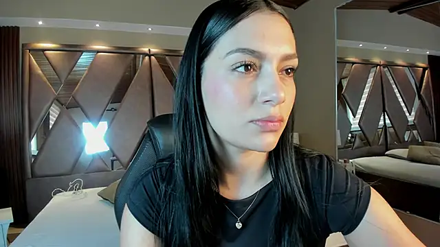 Snapshot of carina_rossi chatting on October 2025 01:01:02 PM carina rossi online show from October 2025 01:01:02 PM