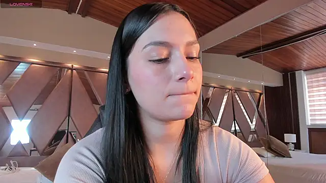 Snapshot of carina_rossi chatting on November 2025 03:45:02 PM carina rossi online show from November 2025 03:45:02 PM