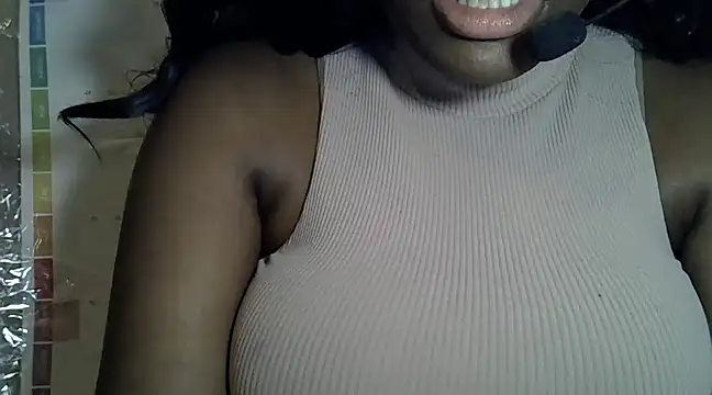 Brandyuk2 online show from December 2024 11:01:01 AM