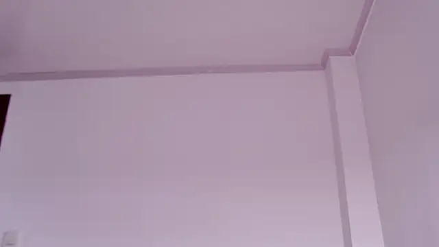 Snapshot of caarlywhitee chatting on March 2026 01:13:01 AM caarlywhitee online show from March 2026 01:13:01 AM