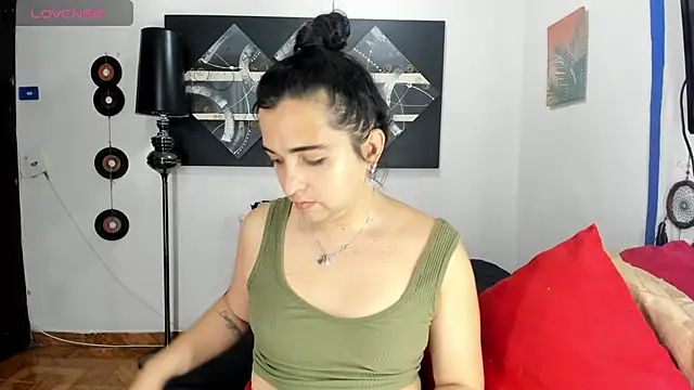 SARAMISHA online show from September 2025 07:26:02 PM