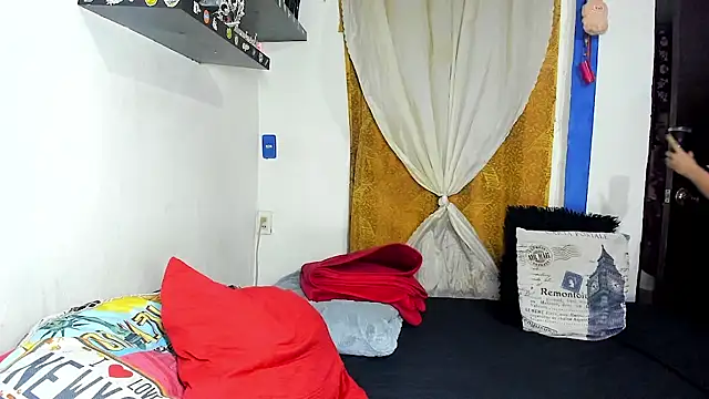 SARAMISHA online show from June 2026 01:18:02 AM