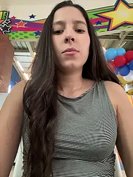 LittleDoll    online show from February 2025 02:09:02 PM