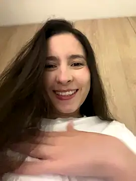 LittleDoll    online show from November 2025 11:25:02 PM