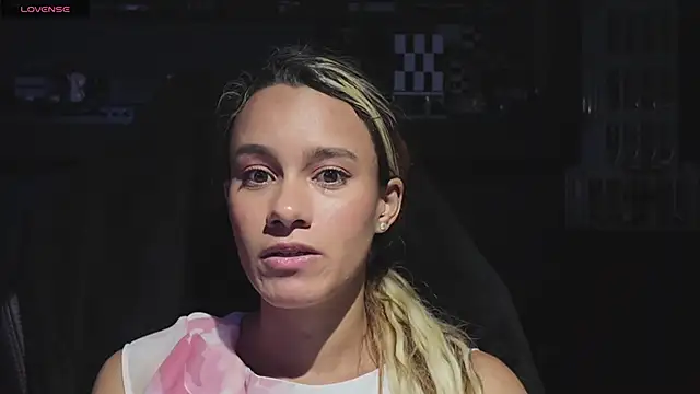 SamanthaWatson online show from October 2025 01:35:01 AM