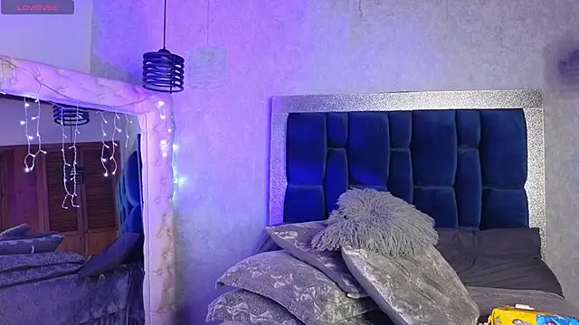 ashley brend online show from October 2025 09:46:01 PM