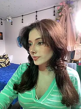 LiliJones  online show from April 2026 05:58:01 PM