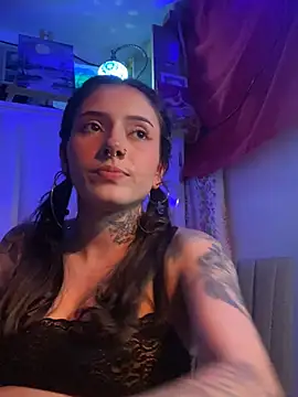 Snapshot of LiliJones_ chatting on July 2026 01:18:02 AM LiliJones online show from July 2026 01:18:02 AM