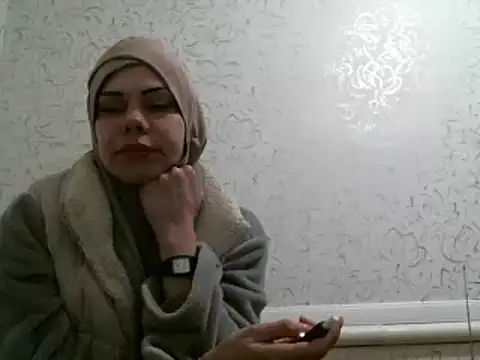 Snapshot of Julie_Silver chatting on February 2025 03:05:02 PM Julie Silver online show from February 2025 03:05:02 PM