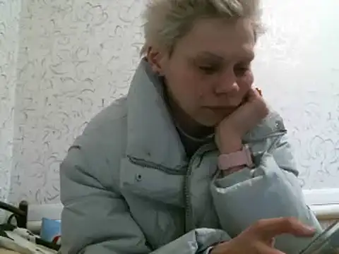 Snapshot of Julie_Silver chatting on March 2025 10:57:01 AM Julie Silver online show from March 2025 10:57:01 AM