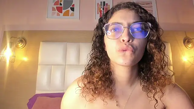 Dollar-girl online show from December 2024 06:20:02 PM