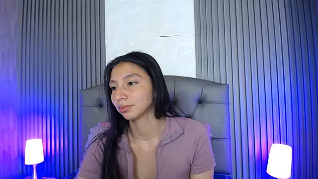 Snapshot of kendall_saenz chatting on December 2024 01:38:02 PM kendall saenz online show from December 2024 01:38:02 PM