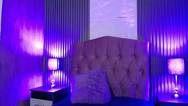 Snapshot of kendall_saenz chatting on January 2025 10:48:01 PM kendall saenz online show from January 2025 10:48:01 PM