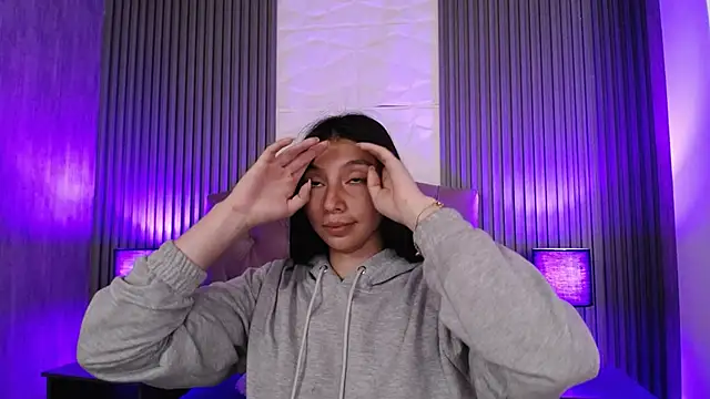 Snapshot of kendall_saenz chatting on January 2025 07:18:01 PM kendall saenz online show from January 2025 07:18:01 PM