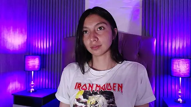 Snapshot of kendall_saenz chatting on January 2025 07:32:01 PM kendall saenz online show from January 2025 07:32:01 PM