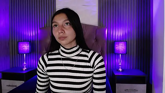 Snapshot of kendall_saenz chatting on January 2025 07:53:02 PM kendall saenz online show from January 2025 07:53:02 PM