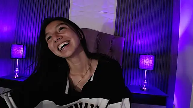 Snapshot of kendall_saenz chatting on January 2025 10:30:02 PM kendall saenz online show from January 2025 10:30:02 PM