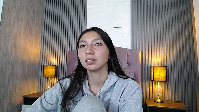 Snapshot of kendall_saenz chatting on March 2025 07:49:02 PM kendall saenz online show from March 2025 07:49:02 PM